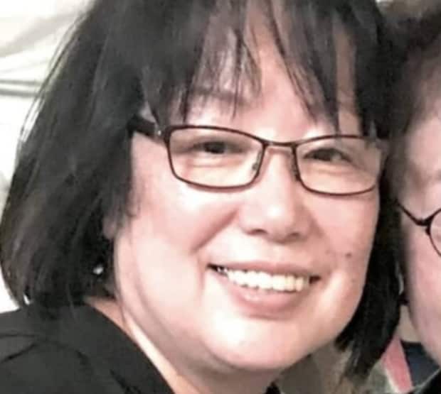 夫を亡くした妻、ダイエットを決意して8年後…… 20キロ減らした“69歳の現在”に「同一人物と思えない」「ユーミンに見えました」