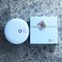 フタを開けたら……想像を超える中身“花びらのようなチョコレート”に「グラデーションがきれいすぎる」「華やかな見た目にときめく」