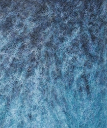 「軽くてあたたかい」　“グラデーションカーディガン”がZOZOTOWNで半額！　「脚長効果がある」「とにかくきれい」