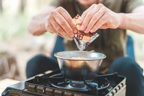 「裏切ることのない美味しさ」　“トッピングなしでもうまい袋麺”って？　ランキング上位に「茹で上がった麺が美味しい」「麺がこしがある」の声