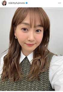 藤本美貴、「久しぶりに私服」と私服コーデ公開　「真似っこしたい！」「ニットどこのですか？」と反響続々