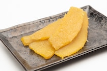 特産品のメロンをぜいたくに使ったバウムクーヘンなどを紹介！　茨城県の「お土産」おすすめ10選！