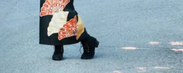 着物で撮影中、マダムに「それ、自分で着たの？」→怒られるかと思ったら……　驚きの着こなしに「わっ！かっこいい」「めちゃくちゃお洒落」