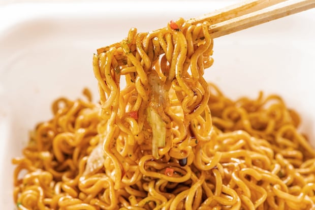 結局一番だと思う「カップ焼きそば」ランキング！　2位は「ペヤング ソースやきそば」、1位は？