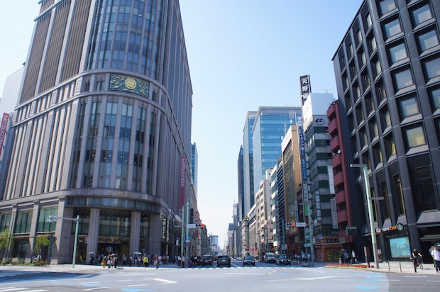 【60代が選ぶ】買ってきてほしい「日本橋三越本店にある和菓子ブランド」ランキング！　2位は「文明堂東京」、1位は？