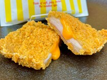 やったあああ!!　ファミチキ史上No.1人気「濃厚チーズinファミチキ」＆「濃厚チーズinクリスピーチキン」1年ぶりに復活　2月10日から