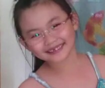 無邪気に笑う少女→大人へと成長すると……　圧倒的な大変身に反響「ずいぶん変わる」「よくある成長かと思ったけど……」【海外】