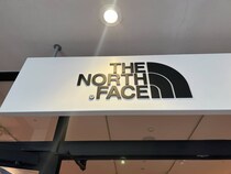 「濡れない蒸れない」ザ・ノース・フェイスの“耐久性と安定感を備えたローカットシューズ”が好評　「ゴツゴツ感を抑えて上品な仕上がり」「踵がしっかりサポートされ履きやすい」