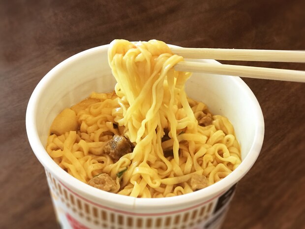 【カップ麺総選挙】好きな「カップ麺」ランキング！　2位は「日清食品 カップヌードル シーフードヌードル」、1位は？