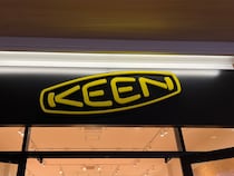 「2万歩歩いても全く疲れない」　KEEN（キーン）の“ブーツ”が高評価　「スニーカーみたいに履ける」「毎日のように履いています」