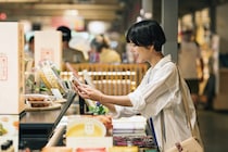 【画像】隠れた名品“氷のように薄い和菓子”