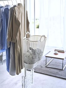 「これ考えた人まじで天才なのよ」　tower（タワー）の“折り畳める室内用洗濯物干し”が高評価　「使わない時はまとめて部屋に置いておける」「室内干しが楽しくなった」