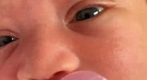 黒い瞳で生まれた赤ちゃん→3歳になると…… 　驚きの変化に「リアルにディズニープリンセス」「美しすぎる」の声【海外】