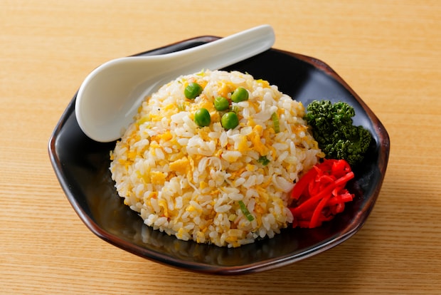 【30代以下に聞いた】「店のチャーハンくらいウマいと思う冷凍チャーハン」ランキング！　同率第1位は「味の素 ザ★チャーハン」と？