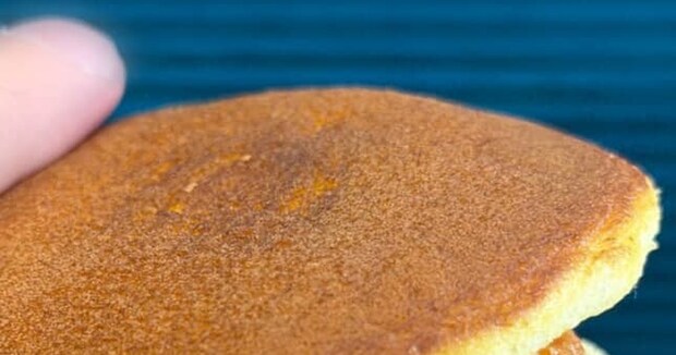 品川駅で398円で買える“どら焼き”→中身を見ると……「えっ」「何ですと!?」　衝撃の光景が69万表示