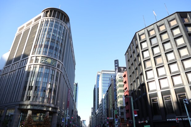【50代が選ぶ】日本橋三越本店で買ってきてほしい「和菓子ブランド」ランキング！　2位は「文明堂東京」、1位は？