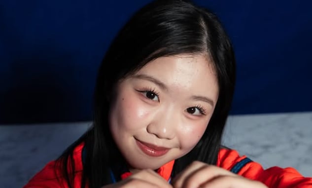 「激アツ」中井亜美選手、スマホ裏の“まさかのステッカー”に反響「世代だね」「好感度高い」「コラボして」