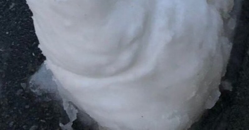 「ブラジルのみなさん聞こえますか」　何かを必死に伝えようとしている“雪像”が140万表示　「そこまでして伝えたいことあったの？」