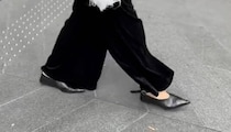 51歳おしゃれなママが冬コーデを披露→「20代にも見えます」　驚きの姿に「女子大学生みたい」「おでこ出せるのすごい」