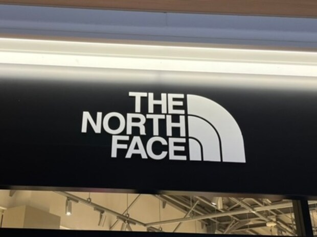 「お気に入りすぎて3枚所有」THE NORTH FACE（ザ・ノース・フェイス）の“アウトドアジャケット”が大人気 「秋から春まで大活躍間違いなし」「普段使いに、旅行・登山に重宝しています」