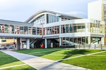 「これ渡すと褒められる」“秋田の銘菓”が高評価　「品があってお土産に最高」「甘さと酸味が上品」「ぺろっと食べられる」「日持ちも良くて◎」