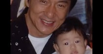 ジャッキー・チェンに抱っこされた女の子→21年後……「えええぇ?!」　250万再生の“現在の姿”に「すげー」「待って待って」