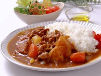 【女性に聞いた】最強の「カレーチェーン」ランキングTOP22！　第1位は「カレーハウスCoCo壱番屋」【2025年最新調査結果】