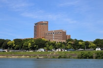 「ぜひ！来てみてください楽しいですよ！」　千葉県にある“学生評価の高い女子大学”に集まった声！「18階以上もある建物がある」「ゼミの研究内容も豊富」