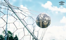 「これを探してたってくらいちょうどいい」UMBRO（アンブロ）のセール中“2190円サコッシュ”が高評価 　「折りたたみ傘や水筒も入ります」「素材も軽くて最高」