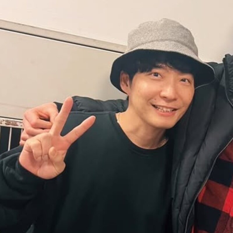 「誰かと思った」　星野源が韓国メディアに登場→“まさかの姿”に「別人すぎる」「ほんまにやばい」