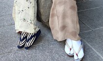 似合う着物も髪形も違う友人と“着物リンクコーデ”をしたら……「な、なんて素敵」　驚きの光景に「美人画にそっくり」「凄すぎます」