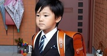 入学式でランドセルを背負った小1の息子→6年後……　卒業式を迎えた“驚きの姿”に「全然知らん子だけど泣けてくる」