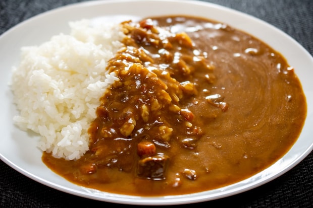 「さすがは一流企業」　男性に聞いた“レトルトとは思えないうまさ”のカレーランキング！　「CMで観て食べてみたかった」「レトルトの良さが際立つカレー」