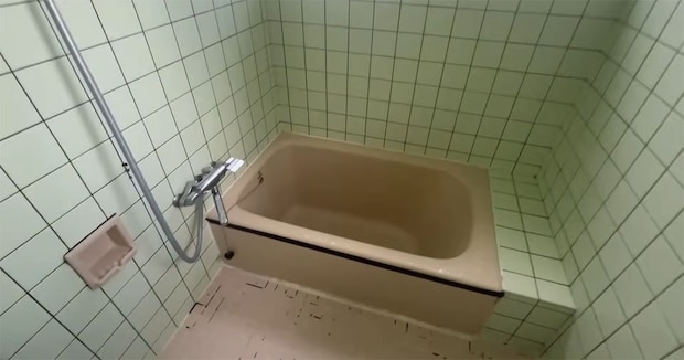 築35年“ボロボロタイル”のお風呂場→リフォームしたら……　DIYで見違える空間に「めっちゃいい！」「ほんとすてき」
