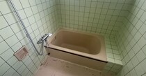 築35年“ボロボロタイル”のお風呂場→リフォームしたら……　DIYで見違える空間に「めっちゃいい！」「ほんとすてき」
