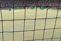 侍ジャパン・鈴木誠也がホームランを打った瞬間……　息子の目の前で“まさかの悲劇”に「すげーーー！」「エグすぎる」と267万表示