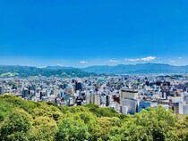 【女性が選ぶ】地元民が本当に住みやすいと思う「愛媛県の市町」ランキング！　2位は「今治市」、1位は？