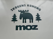 「まさにコレ！！」　moz（モズ）の“ちょうどいいサコッシュ”が大好評！　「手頃な大きさでタブレットも入る」「軽くていい」「財布、携帯+αが入る」