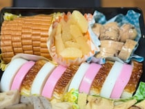 「こういうのでいいんだよ」　“46歳のおじさん”が3段重おせち作りに挑戦→2段目を見ると……　“まさかの中身”に「私もこんなやつが食べたい」