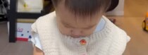 アンパンマンが大好きな娘、ママお手製のアイテムを着てみると……　見たらグッとくる後ろ姿に「手作りですか！？」「これを愛と呼ぶのね！」