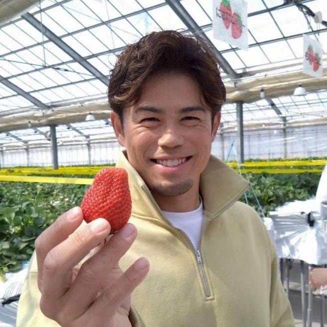 「そっくりすぎる」 プロ野球“名選手”の息子が番組出演→“お父さん似”の姿にネット騒然「まじ?」「すっっごいイケメン」