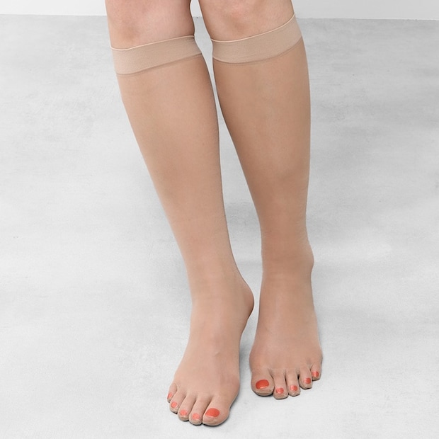 履くだけで“足元ネイル”が完成? KEYUCAの「5本指ネイルストッキング」が忙しい朝の味方になりそう