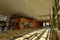 「皆と知り合いになれる」　関西地方の“静かで落ち着いた学習環境”だと高評価の大学を紹介！「大きすぎず小さすぎずの規模感」「文化祭は盛り上がります」