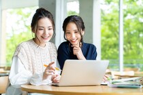 【関西在住者に聞いた】「GMARCH・早慶上理ICU・日東駒専で優秀な学生が多いと思う大学」ランキング！　2位は「慶應義塾大学」、1位は？