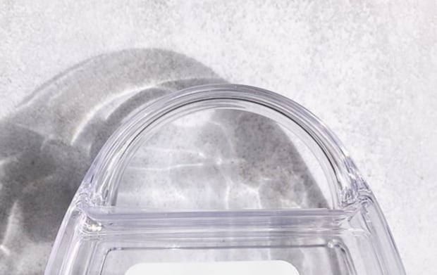 よくある100均プラ容器→作家が手を加えたら……「えっ!?」「お宝に見える」「これが欲しい!!」