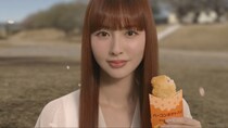 「どうなってんねん」　マクドナルドCM出演のモデル→“21年前”との比較にネット騒然「AIかと」「若返ってんの訳わからん」