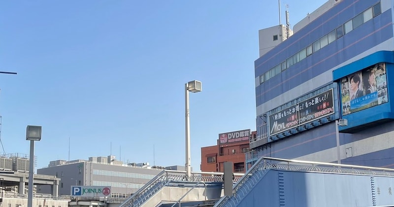 川にかかった見事な橋→下を見たら……「どうなってるんだろ？」　思わず二度見の“不思議な構造”が300万表示　「言われてみれば」