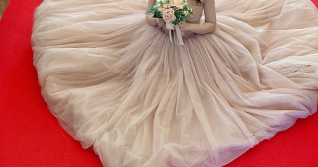 花嫁「夢が叶った~!」→ウエディングドレスを上から見ると…… 驚きの一枚に「凄い再現度」「んおおおかわいいい」