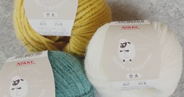 3色の毛糸をかぎ針でザクザク編んでいくと……　完成した“春色アイテム”に「色の組み合わせが素敵！」「とても楽しそう」
