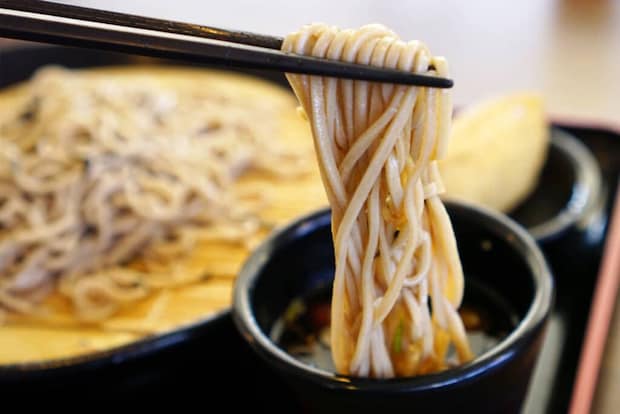 【40代に聞いた】最高にうまいと思う「そばチェーン」ランキング！　2位は「信濃路」と「ゆで太郎」、1位は？